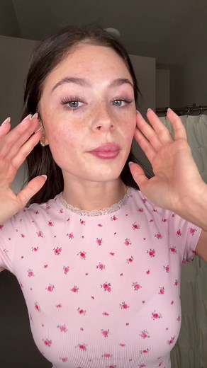 Skincare Routine for Dry and Sensitive Skin