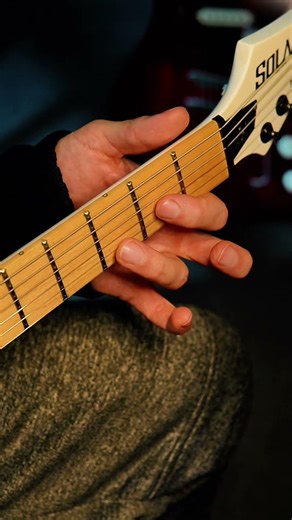 Works with the easiest chords (D, A & E) I created a free tutorial on my favorite open chord shapes