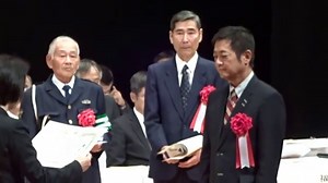 【昭和42年～令和5年】交通安全標語・スローガン一覧！面白いスローガンはある？ | MOBY [モビー]