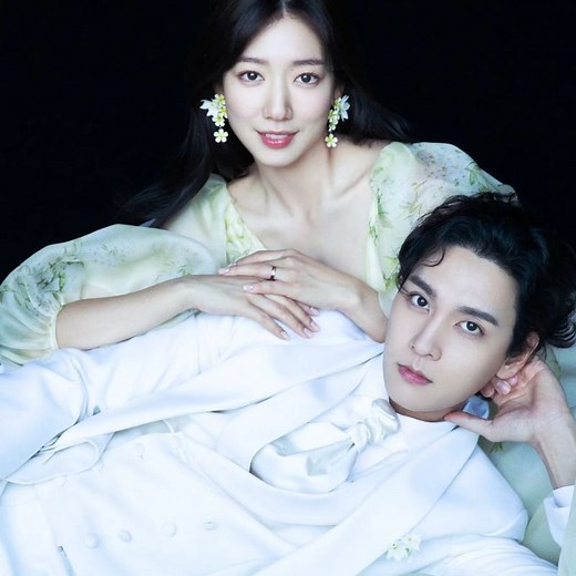 A complete relationship timeline of Park Shin-hye and husband Choi Tae-joon