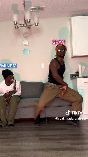 Eminem Vs 2Pac - Without Me🔥🔥 Choose One😁 . . #2pac #eminem #withoutme #remix #battle #dancevideo #twins #rap