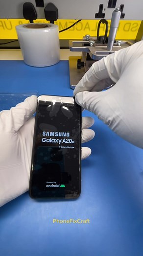 Samsung Galaxy A20e Repair Time Lapse