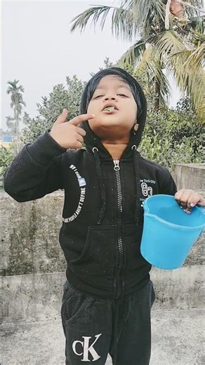 Cut from @GauravaroravlogsGaurav kteethmaiyekyahua🪥😬🙋‍♀️#short❤