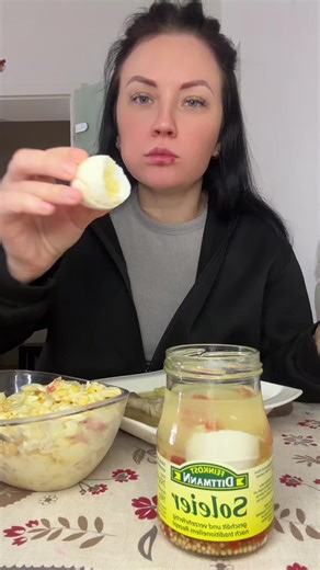 Fried Egg ASMR: Indulging in Crunchy Sounds
