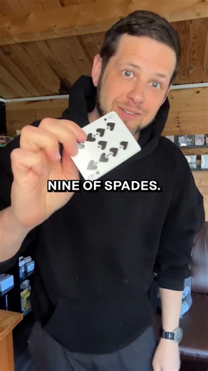 The deck reveals the card by itself?