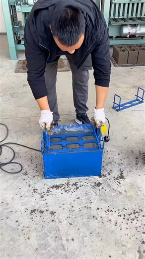 #brickbox #cementbrickmachine #brickmachine #blockmachine #brickmakingmachine