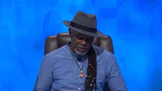 It's all in the name....Levi Roots reveals the secret to a successful business!Join us today on @Channel4 at 2:10pm with @levirootsmusic, @ColinMurray,@susie_dent and @RachelRileyRRCountdown | Mon-Fri | 2.10pm on Channel 4