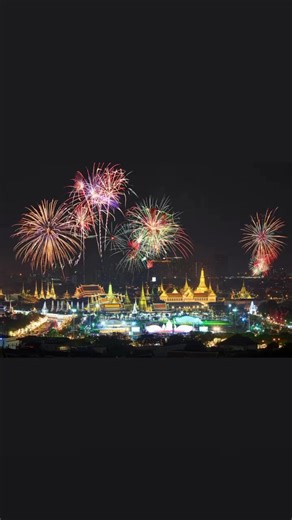 DISCOVERING THE CHARMS OF BANGKOK NEW YEAR COUNTDOWN 2024. Countdown at Central World: Central World, one of Bangkok's largest shopping malls, hosts a spectacular New Year's Eve countdown event. The area around the mall becomes a lively party zone with live music, performances, and a massive countdown to welcome the new year. Riverside Fireworks: The Chao Phraya River that runs through Bangkok becomes a focal point for New Year's Eve celebrations. Many hotels and restaurants along the river host