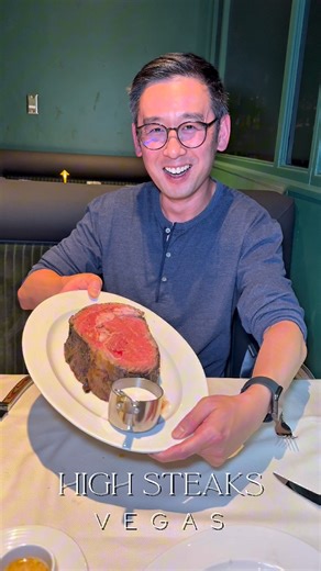 A new rooftop steakhouse in Vegas?! High Steaks Vegas opens tomorrow, October 14, where the steaks are high (up 50 floors atop the Rio)! The newest restaurant from restauranteur and acclaimed native chef @jamestrees brings back an old school Vegas steakhouse with modern flare. Just check out their massive Kokomo’s double cut smoked prime rib, which pays tribute to Kokomo’s steak & seafood at the now shuttered Mirage. The epic views of The Strip paired with big meaty bites makes High Steaks one o