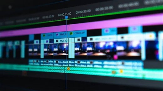Why I Shifted From Premiere Pro to Kdenlive as a Video Editor - Make Tech Easier