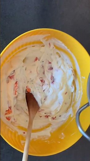 NO-BAKE STRAWBERRY & MASCARPONE CAKE 🍓 Easy Summer Dessert - La Cucina di Maria #Short #Shorts