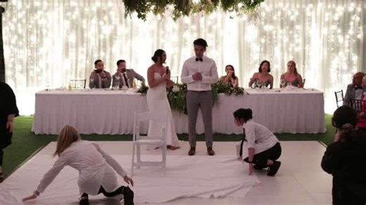 Woman shows solidarity with mother battling cancer by shaving head on wedding day
