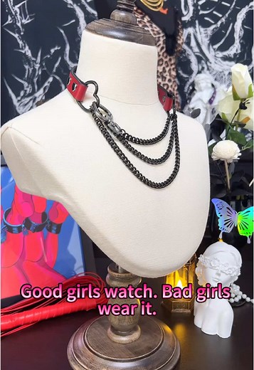 Explore Dark Romance Jewelry and Alternative Styles