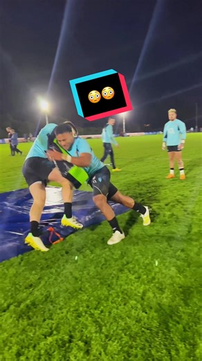 That second tackle 😳 #englandrugby #rugby #ans #autumnnationsseries #tackle @O2