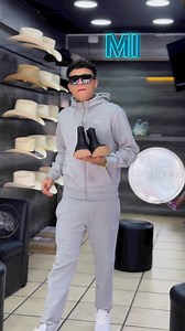 BOTÍN EN PYTHON NEGRO ALGO BIEEN.. 🤠 #fypシ #paratii #virals | El Guero Boots