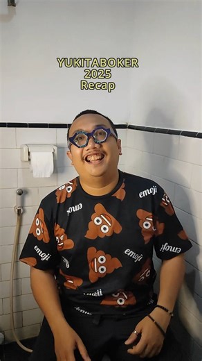 Ryan A. Syakur on Instagram: "Alhamdulillah setahun lebih sebulan YUKITABOKER hadir dimana ada toilet di situ gue mampir hahaha Selamat Tahun Baru 2026! sehat sehat terus, biar kita bisa boker melanglang buanaaaa... Makasiii supportnyaaaaa 🙏 yuhuuuu #yukitaboker #recap #2025 #newyear"
