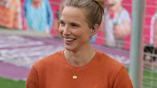 Tabea Kemme: Wer ist die Freundin der Ex-Fußballerin und TV-Expertin?