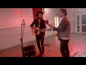 Cooper & Davies - Walk Right Back (The Everly Brothers)