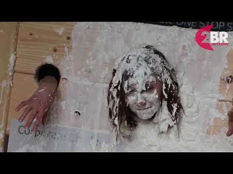 Pillory pie in the face 1