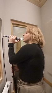 25K views · 1.8K reactions | Szeretitek ezt a dalt?  | Honeybeast | Facebook