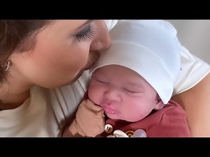 Silicone reborn makes the perfect baby 👶🏻 | stroller box opening