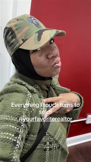 Realtor that like 📚 & perfume (@theerealestateconnect)’s videos with original sound - Realtor that like 📚 & perfume
