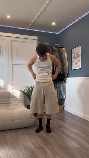 DIY Jorts Design: Turning Baggy Jeans into Trendy Shorts