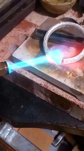 3.8K views · 13 reactions | Heating with high temperature and high pressure #amazing #heat #process #iron #aluminium #metal #steel #fabrication #press #crafts | Peter Art | Facebook