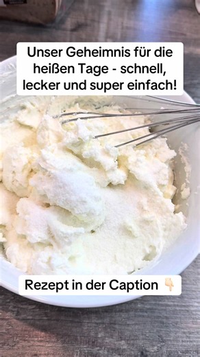 Magerquark-Dessert: schnelles 3-Zutaten Rezept für heiße Tage