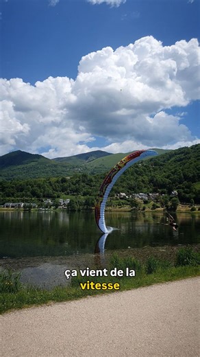 Axel Jamgotchian | L'homme vitesse 🤣 RazorBlade 22 @uturn_paragliders @plaf_pyreneeslouronairfestival | Instagram