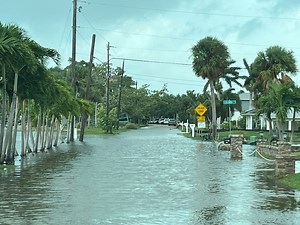 Sarasota sheriff warns of flooding in Nokomis, Manasota Key