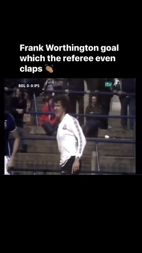 Frank Worthington goal which the referee even claps 👏🏽 | Football with Brownie
