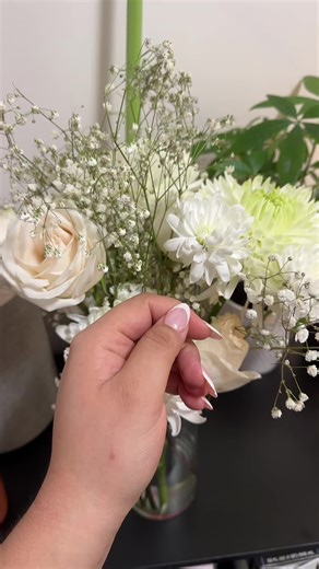 In my fiancée era 💍🤍 #itsarock💍 #fiancee💍 #engagedtiktok #fyp #bridetobe