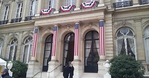 Dans les coulisses de l'ambassade américaine à Paris après la victoire d'Obama