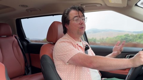 2025 Kia Carnival Hybrid First Drive