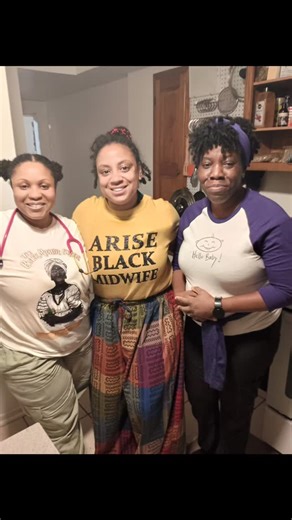 This Post is about Birth Room Roles: In A Hospital, you may see the following roles ⚡An OB/GYN or Certified Nurse #Midwife is the #PROVIDER ⚡The Labor & Delivery #Nurse is the CLINICAL ASSISTANT ⚡The #Doula is NON-CLINICAL SUPPORT Comparatively, At This Home Birth, there was ⚡A Certified Professional Midwife as the PROVIDER @dasthemidwife ✨🤲🏾✨ ⚡The Birth Assistant, a Learning Midwife or another community midwife as the SECOND CLINICAL PERSON @birthnherbs ✨👏🏾✨ ⚡The Doula remains the NON-CLINI