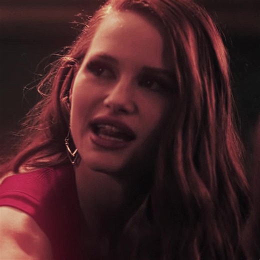 omg cheryl don't end that fa- [cc: @vamffx, scp: jonathanscenes] #cherylblossom #riverdale #riverdaleseason1 #cherylblossomedit #s6ntini CHERYL BLOSSOM RIVERDALE SEASON 1 EDIT HIGH QUALITY ALL ORIGINAL CONTENT