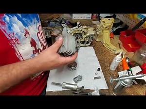 How to install Meteor piston and caber rings in Stihl 028 028AV 028 Super chainsaw