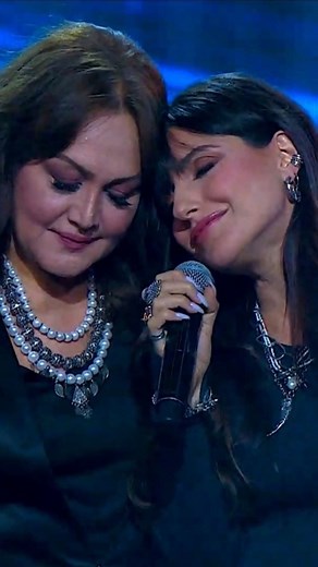 Sirusho on Instagram: "Hadn’t performed with my mom in a very long time, and the fact that I’m expecting a daughter, made the moment even more special) 💛 ✨ @syuzan.margaryan_official -ի հետ վաղուց միասին ելույթ չէինք ունեցել, այն էլ ես այս կարգավիճակում) 🤰 ուստի ինձ համար այս ելույթն երկար կհիշվի) #ԵրեքՍերունդԲեմում ) Երեկոն նվիրվում է անփոխարինելի Արթուր Գրիգորյանին... "Մեղեդի""