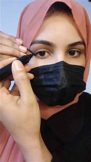 2 Winged Eyeliner Hacks using BOBBY PIN & TOOTHPICK 😱✨|| #shortsfeed #makeup #viral #shorts #foryou