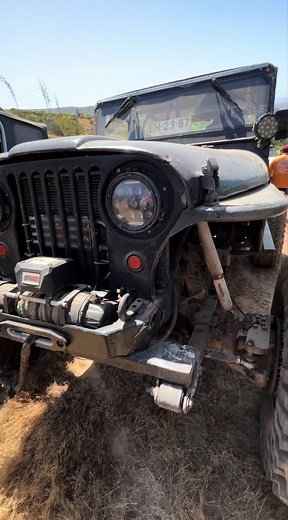 Jeep Willys CJ5 1960: Construcción y Pasión en Offroad