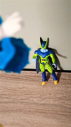 Vegeta’s FINAL FLASH almost kills Cell ⚡🔥