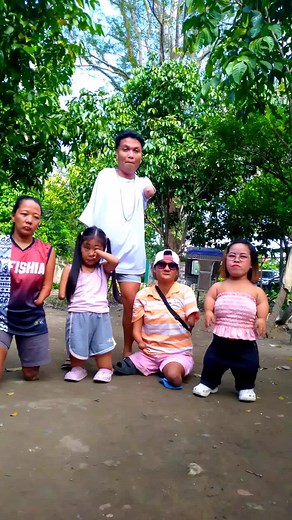 MELAI MISSDWARF on FB page on TikTok