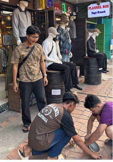 အကိုရောလိုချင်သေးလား😂😂#flannelboxbago #tiktokmyanmar #fyp #foryou #crd