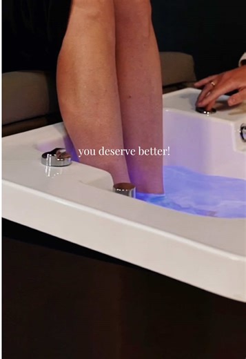 If your Pedi-Chair doesn’t look like this… you deserve better. 👀 Because honestly, it should do so much more than just pedicures. Meet SpaFusion Flow — designed for body treatments, massages, facials, manicures and of course… pedicures. The multi-tasking spa bed every treatment room needs. #Gharienigroup #gharieni #spafusionflow #pedicure #spaequipment