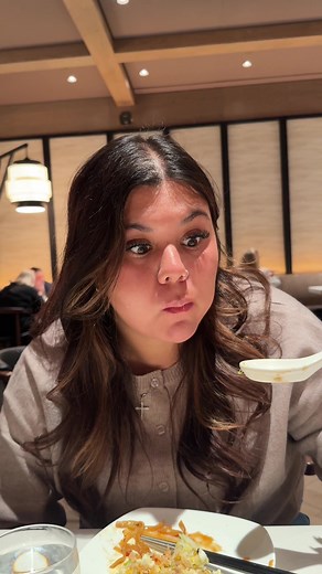 Din Tai Fung First Time Review: Honey Milk Tea, Ribs & Chocolate Mochi