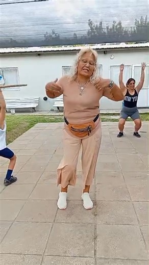 CIC Villa Ángela Pehuajó Taller de Gimnasia para Adultos Martes y Jueves de 8,30 a 9,30 horas | Cic Pehuajo