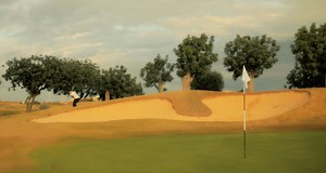 Golf Chipping Drills & Practice Games – Golf Insider