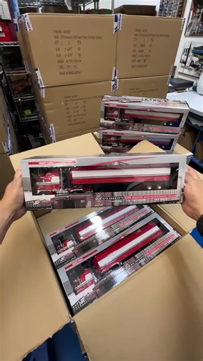 Awesome Diecast on Instagram: "It’s finally HERE... The legendary 1979 Kenworth K100 Aerodyne with Refrigerated Trailer from BJ and the Bear has landed in stunning 1:43 scale by Iconic Replicas. 🔥 Red & White. Full detail. Pure nostalgia. This diecast model is a must-have for true truck collectors and fans of the iconic TV show. ⚠️ Limited production – secure yours before it’s gone! #BJandTheBear #KenworthK100 #DiecastCollectors #IconicReplicas #TruckLovers #DiecastTrucks #ScaleModels #VintageT
