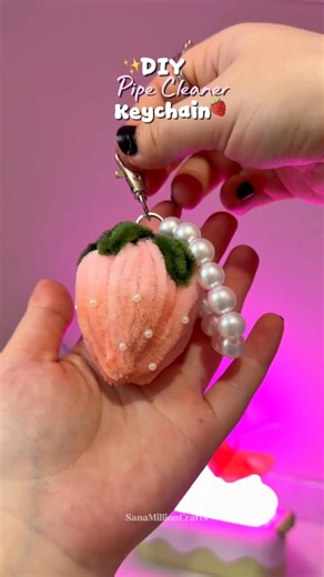 DIY Pipe Cleaner Keychain 🍓 #DIY #craft #handmade #keychain #cute